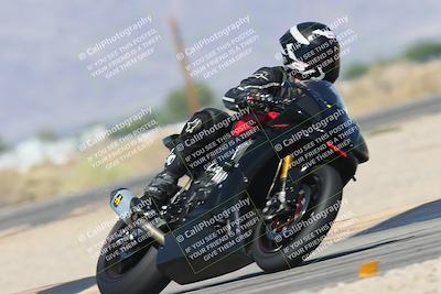 media/Oct-13-2025-Moto Forza (Mon) [[a66d839500]]/3-B Group/Session 3 (Turn 16)/